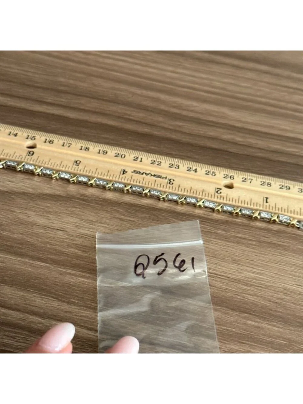 Gold and Silver Bracelet Q561